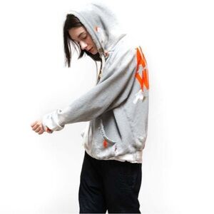 FREECITY
ARTISTS WANTED YUMM HOODIE - HEATHER
BLEACHOUT M-L